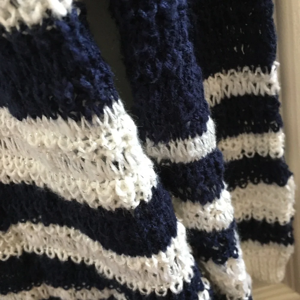 FINAL MARKDOWN Girls justice sweater 20